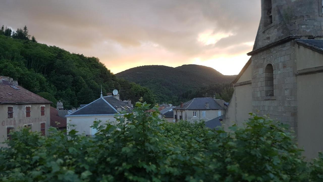 Appartements Coeur De Village Saint-Jean-du-Bruel Εξωτερικό φωτογραφία