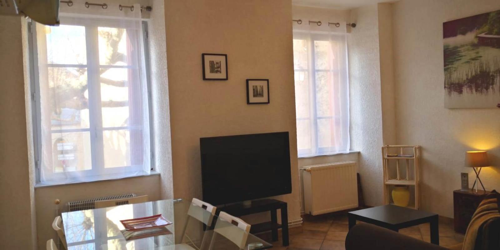 Appartements Coeur De Village Saint-Jean-du-Bruel Δωμάτιο φωτογραφία