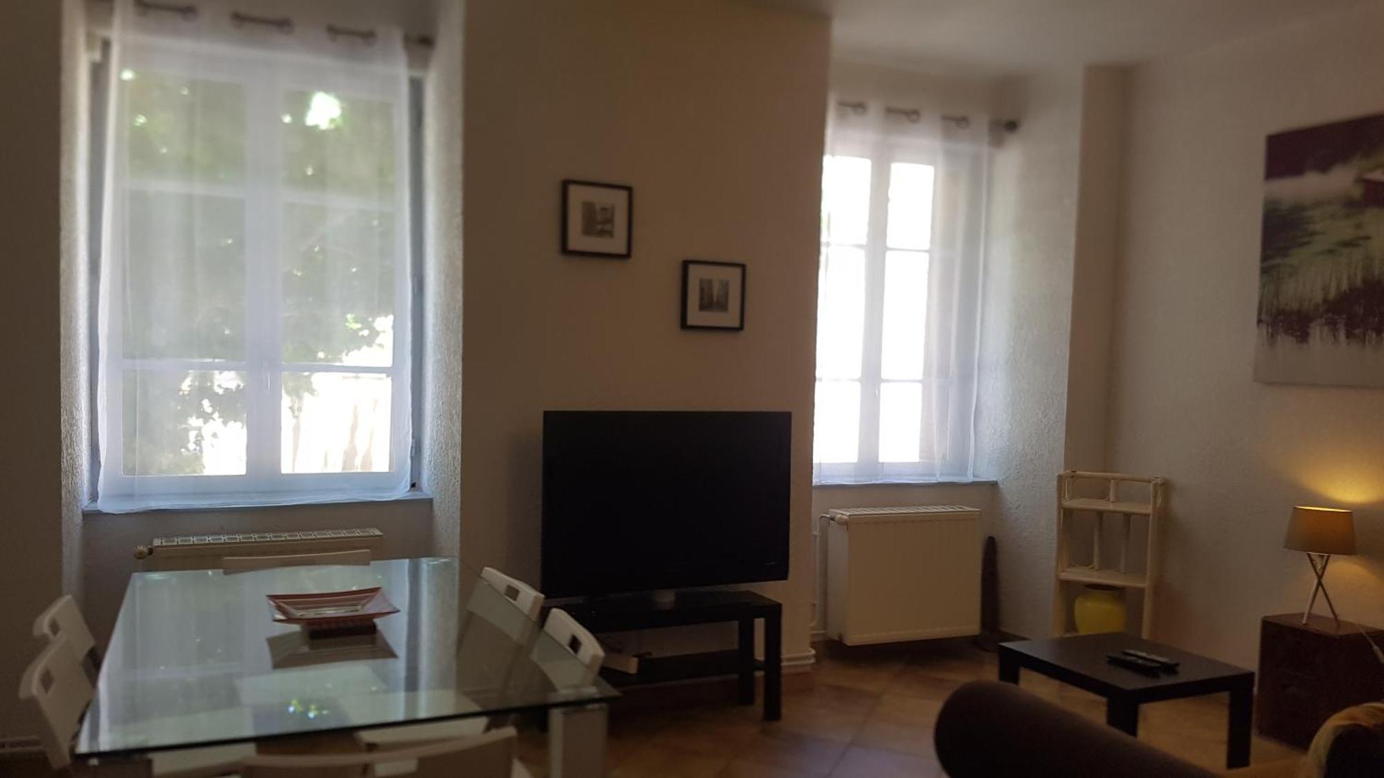 Appartements Coeur De Village Saint-Jean-du-Bruel Δωμάτιο φωτογραφία